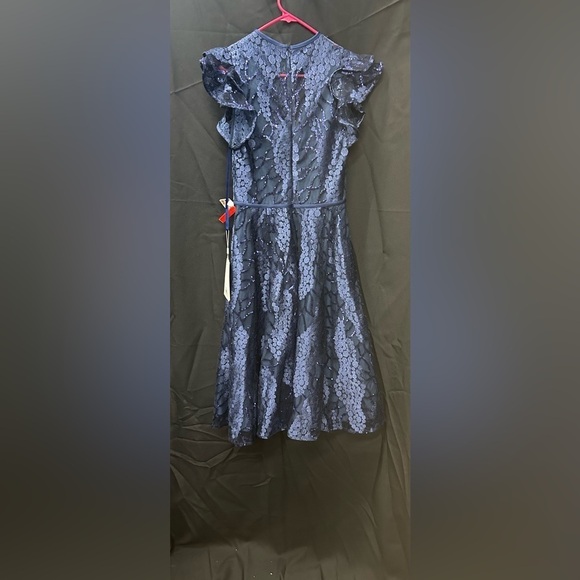 Mac Duggal 12467 NWT FLUTTER SLEEVE SEQUIN APPLIQUE COCKTAIL DRESS - Picture 5 of 7